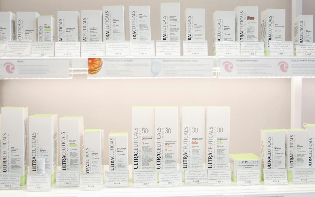 Ingredient Spotlight: Hyaluronic Acid, Niacinamide, and Retinol Explained